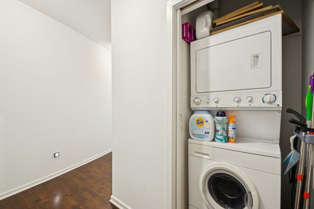 123 S Green Street 803B, Chicago, IL 60607