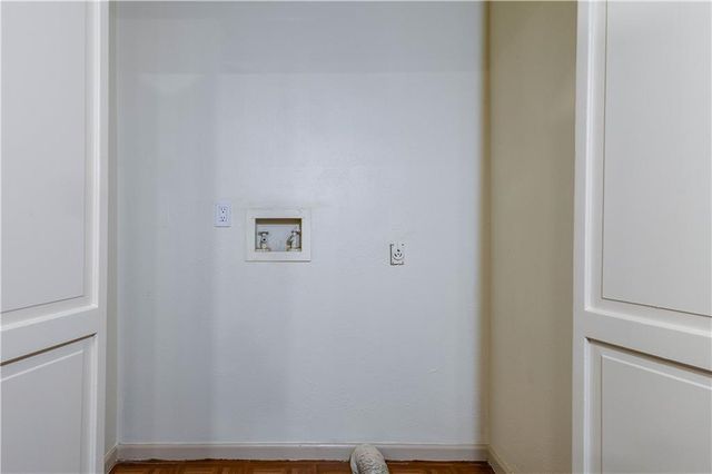 9624 N Wayne Avenue, Kansas City, MO 64155