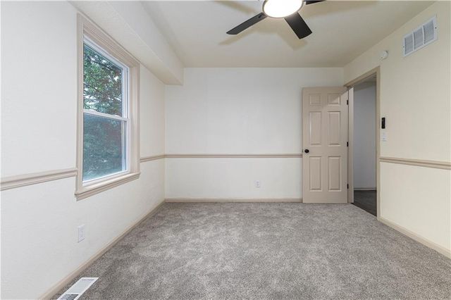9624 N Wayne Avenue, Kansas City, MO 64155