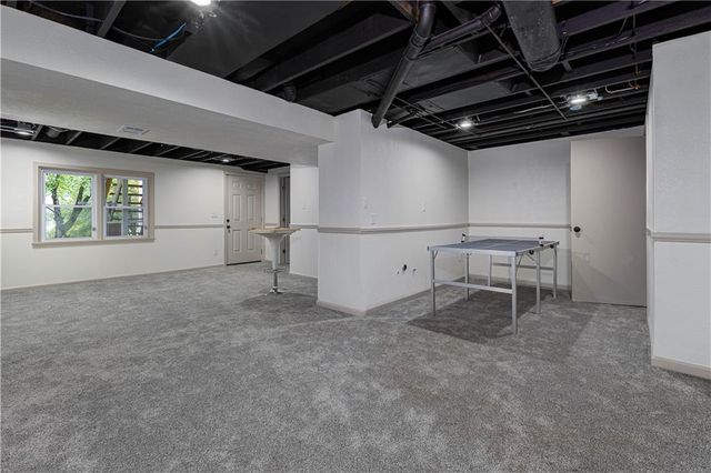 9624 N Wayne Avenue, Kansas City, MO 64155