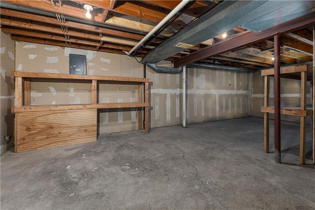9624 N Wayne Avenue, Kansas City, MO 64155