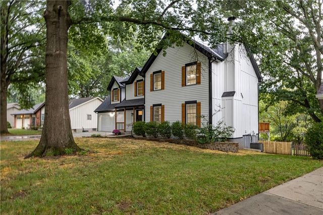 9624 N Wayne Avenue, Kansas City, MO 64155