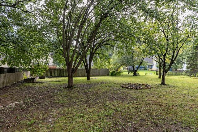 9624 N Wayne Avenue, Kansas City, MO 64155