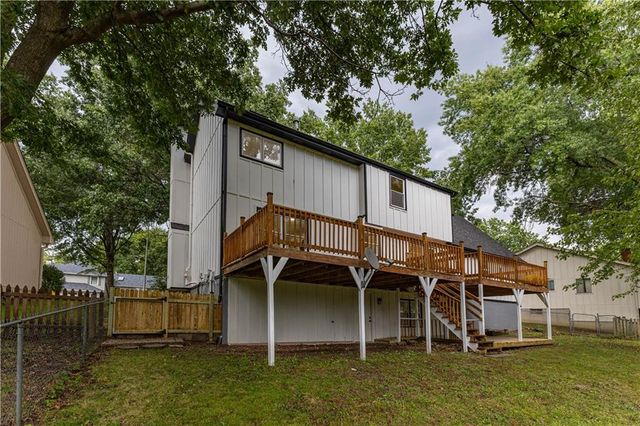9624 N Wayne Avenue, Kansas City, MO 64155