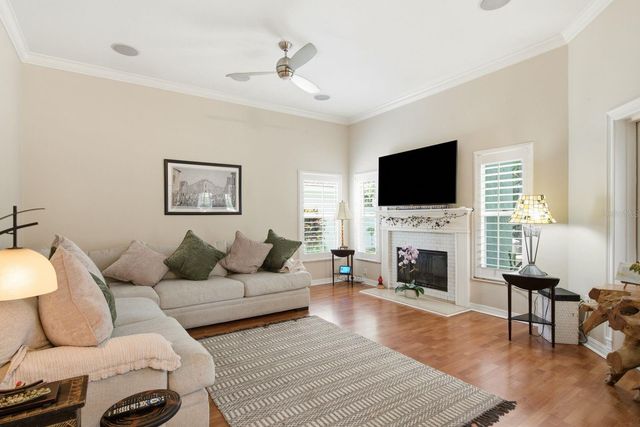 141 OLD OAK CIRCLE, Palm Harbor, FL 34683