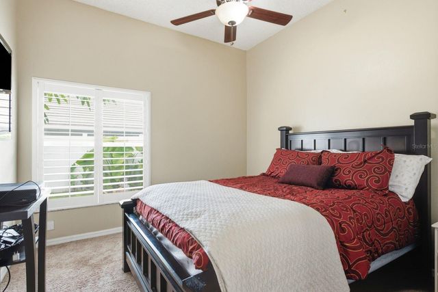 141 OLD OAK CIRCLE, Palm Harbor, FL 34683