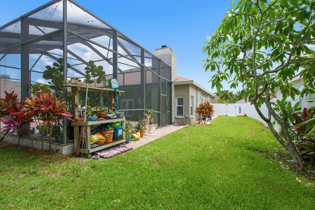 141 OLD OAK CIRCLE, Palm Harbor, FL 34683