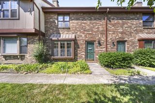 6206 Stornoway Drive S, Columbus, OH 43213