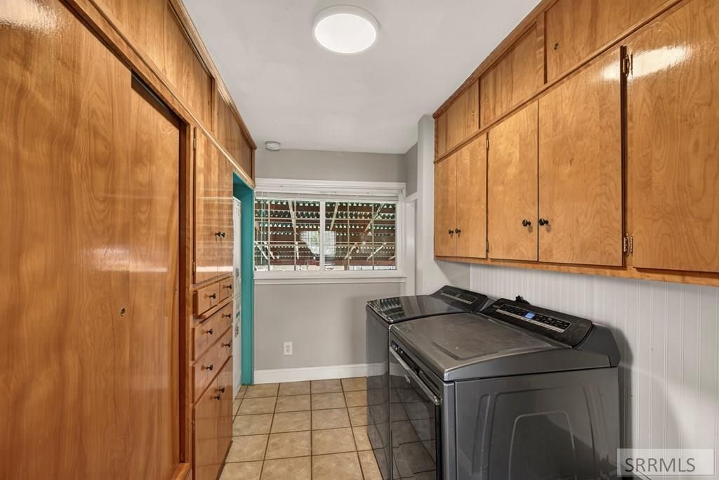 Image 19 of property listing at 810 S Main Street, Grace, ID 83241