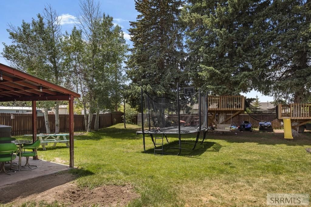 Image 22 of property listing at 810 S Main Street, Grace, ID 83241