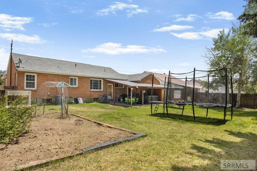 Image 24 of property listing at 810 S Main Street, Grace, ID 83241