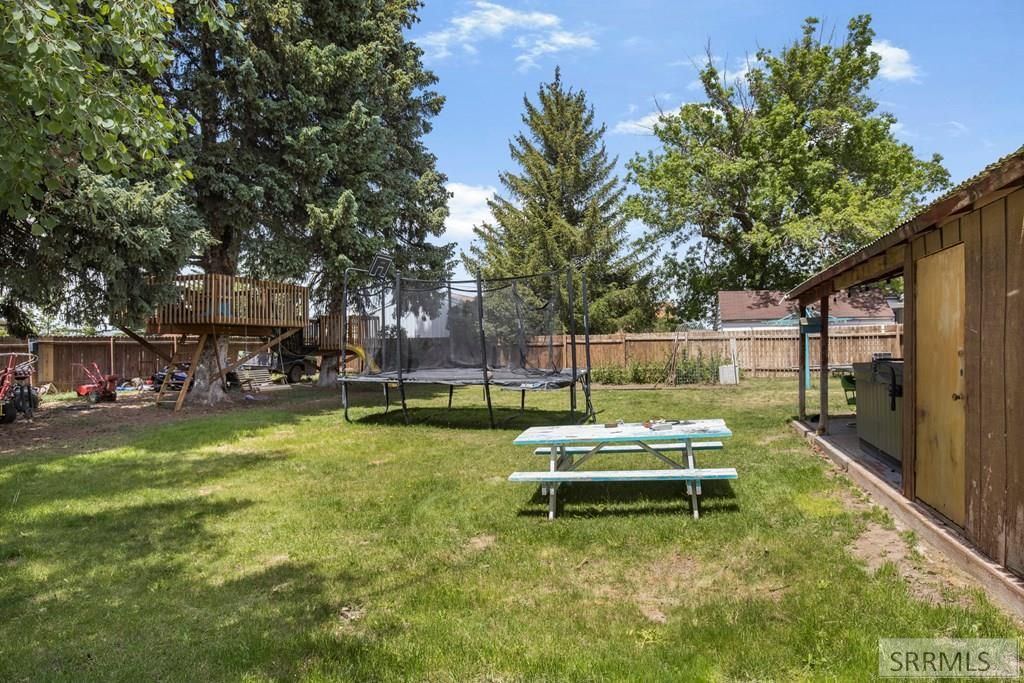 Image 25 of property listing at 810 S Main Street, Grace, ID 83241