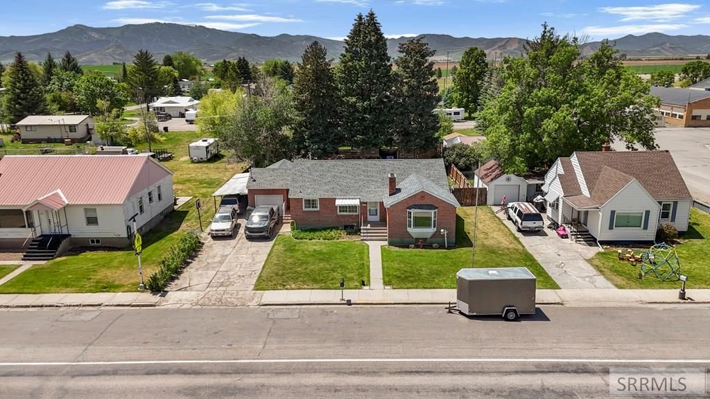 Image 27 of property listing at 810 S Main Street, Grace, ID 83241