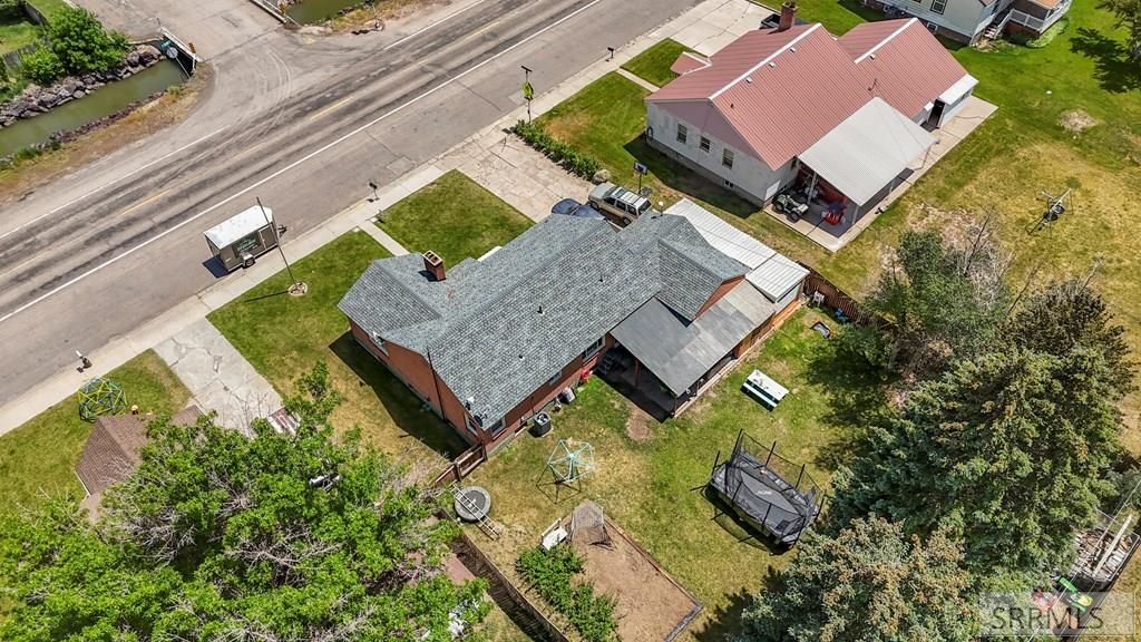 Image 30 of property listing at 810 S Main Street, Grace, ID 83241