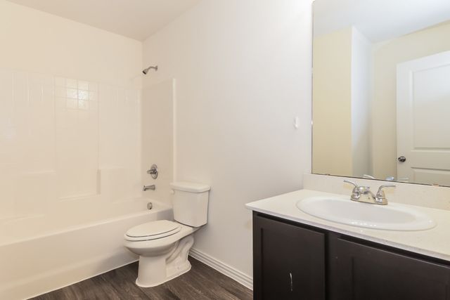 2721 Gibbons Street, Greenville, TX 75401