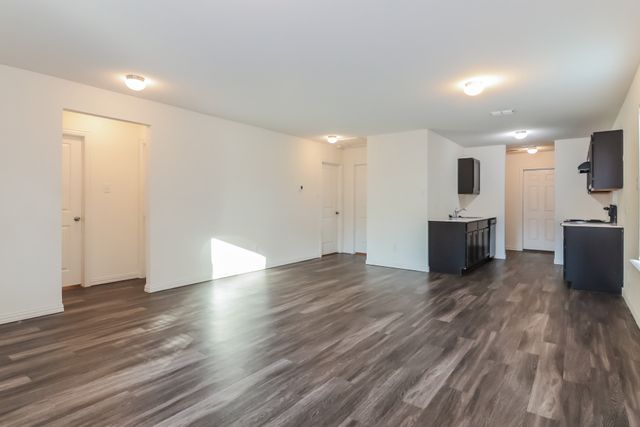 2721 Gibbons Street, Greenville, TX 75401