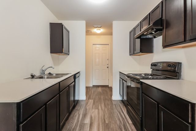 2721 Gibbons Street, Greenville, TX 75401