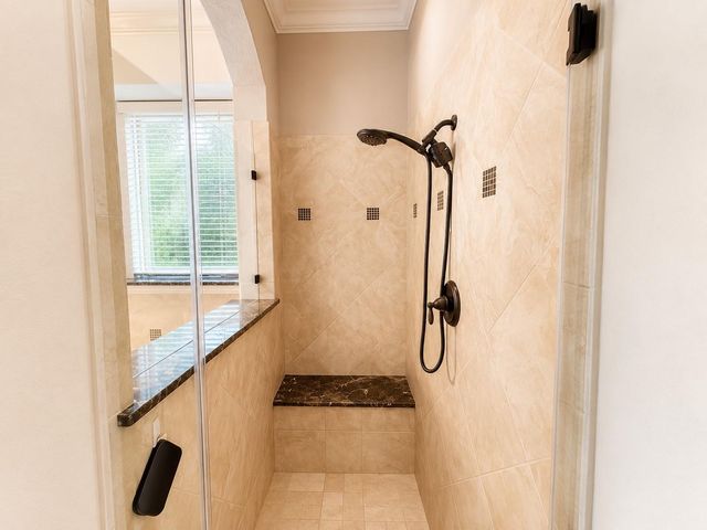 127 Lindenberry Circle, Spring, TX 77389