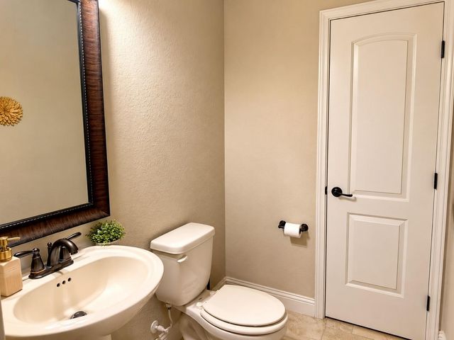 127 Lindenberry Circle, Spring, TX 77389
