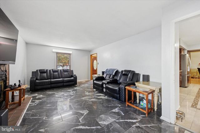 506 FLORA CIR, Springfield, PA 19064