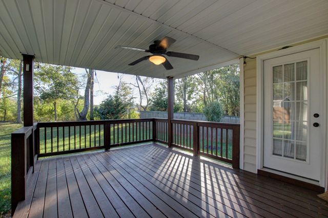 124 Verisa Dr, Clarksville, TN 37043