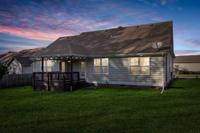 124 Verisa Dr, Clarksville, TN 37043