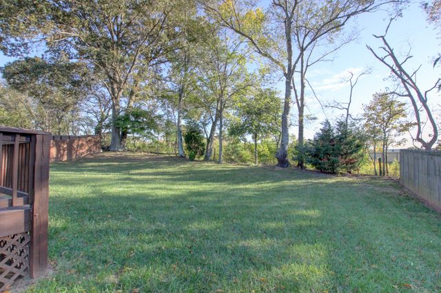 124 Verisa Dr, Clarksville, TN 37043