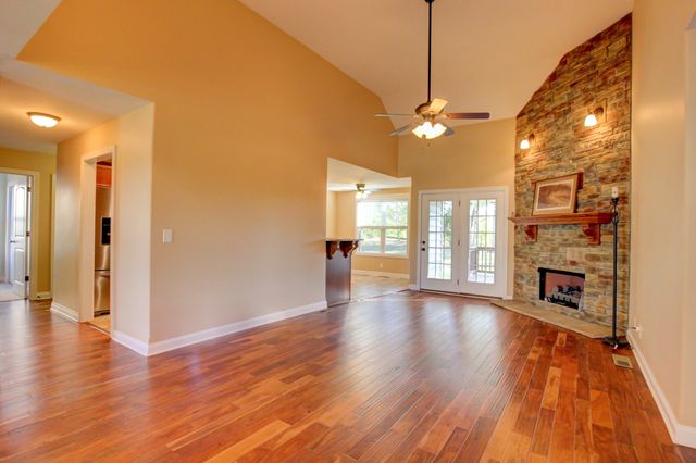 124 Verisa Dr, Clarksville, TN 37043