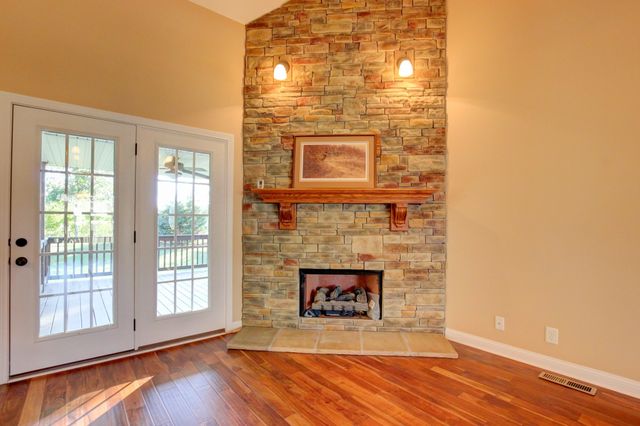 124 Verisa Dr, Clarksville, TN 37043