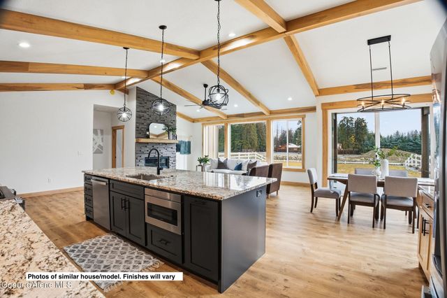 171 Backtrack RD, Sandpoint, ID 83864