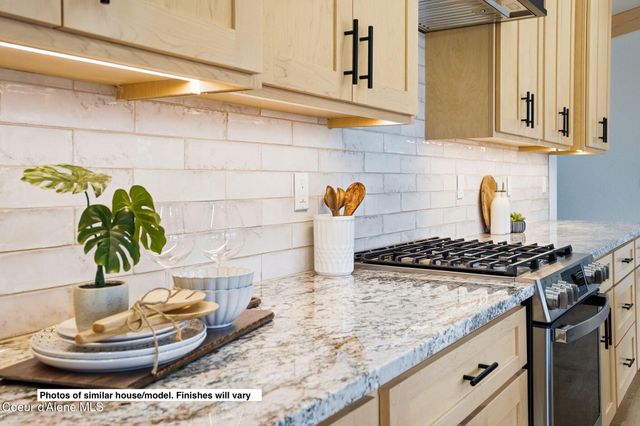 171 Backtrack RD, Sandpoint, ID 83864