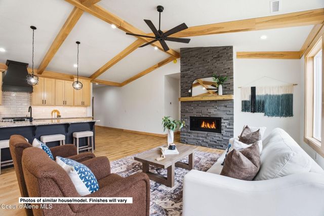 171 Backtrack RD, Sandpoint, ID 83864