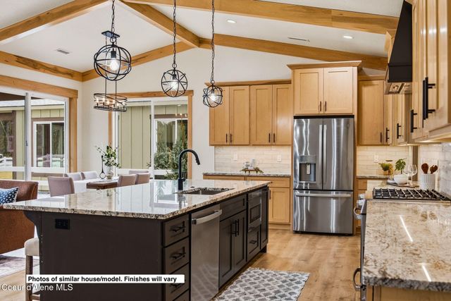 171 Backtrack RD, Sandpoint, ID 83864