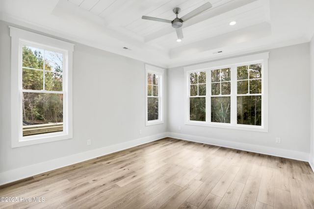 826 Lake Willow Way, Holly Ridge, NC 28445