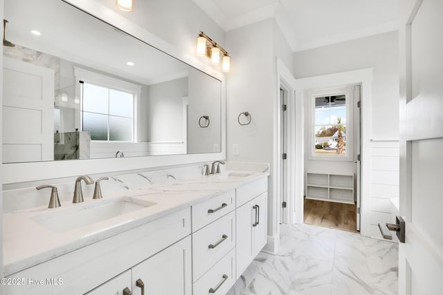 826 Lake Willow Way, Holly Ridge, NC 28445