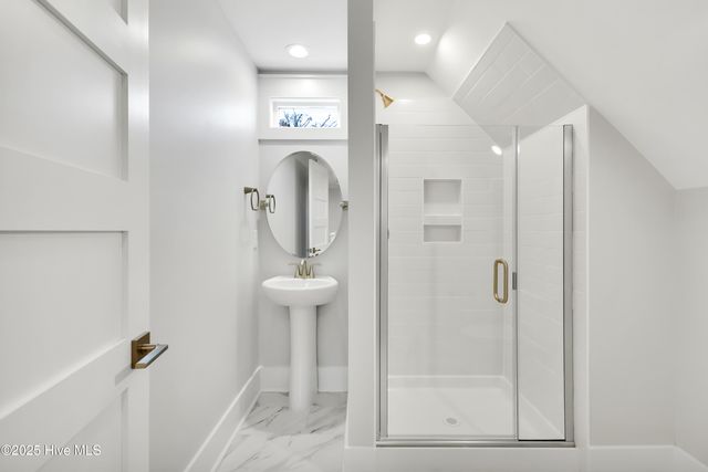 826 Lake Willow Way, Holly Ridge, NC 28445