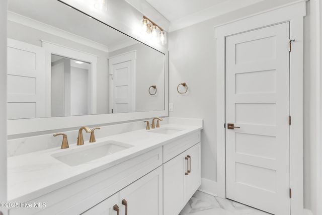 826 Lake Willow Way, Holly Ridge, NC 28445