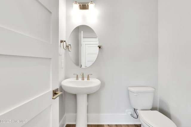 826 Lake Willow Way, Holly Ridge, NC 28445