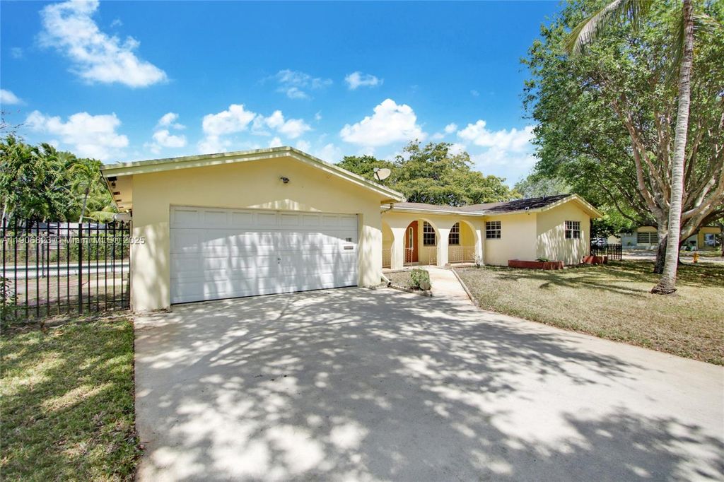 6013 Rose Ter, Plantation, FL 33317