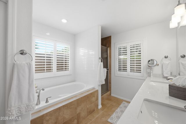 9438 E CAMINO DEL SANTO --, Scottsdale, AZ 85260