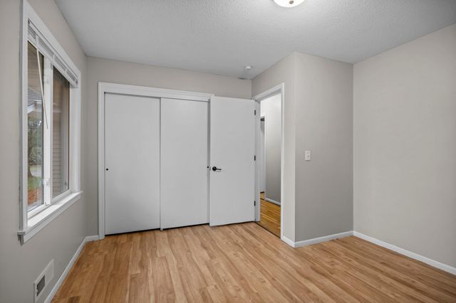 7001 Fremont Avenue N, Brooklyn Center, MN 55430