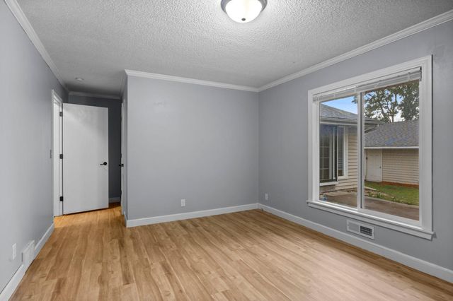 7001 Fremont Avenue N, Brooklyn Center, MN 55430