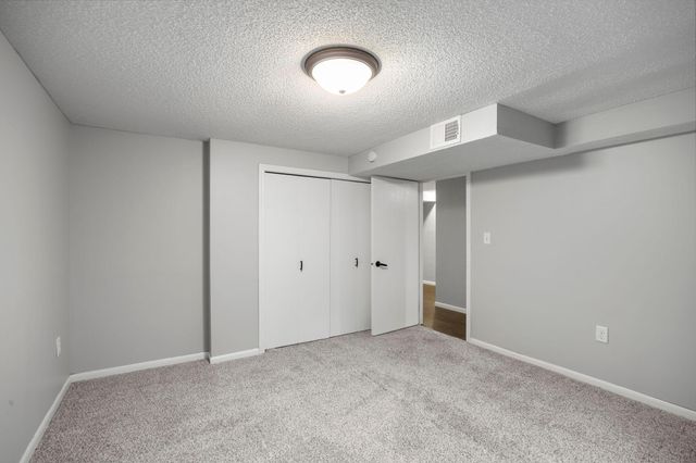 7001 Fremont Avenue N, Brooklyn Center, MN 55430