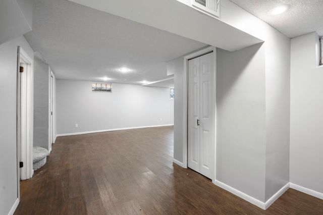 7001 Fremont Avenue N, Brooklyn Center, MN 55430