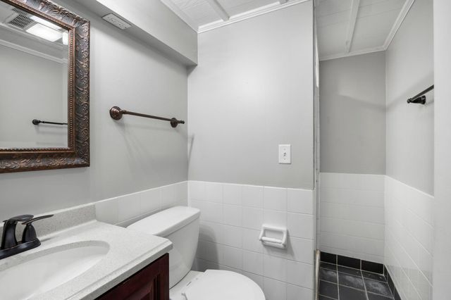 7001 Fremont Avenue N, Brooklyn Center, MN 55430