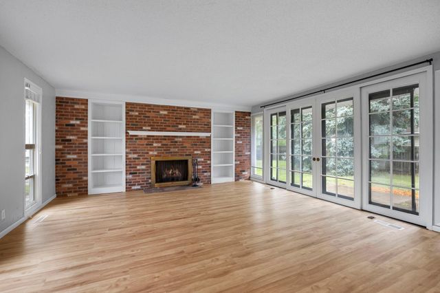 7001 Fremont Avenue N, Brooklyn Center, MN 55430