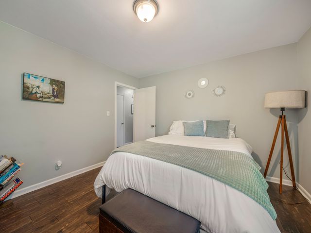 809 Laurel Dr, Clarksville, TN 37043