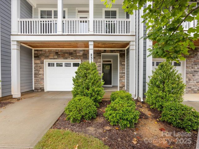 2314 Creekmere Lane, Charlotte, NC 28262