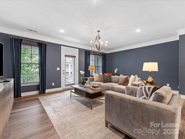 2314 Creekmere Lane, Charlotte, NC 28262