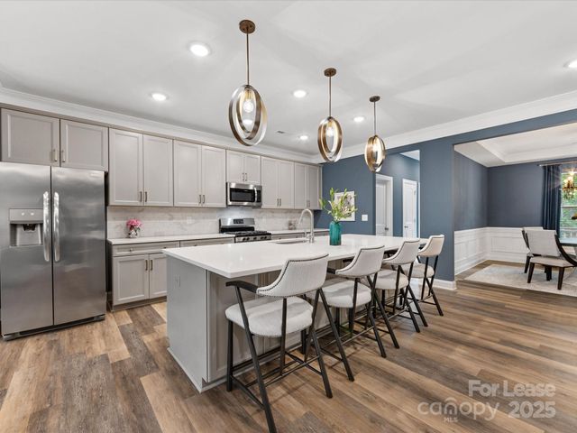 2314 Creekmere Lane, Charlotte, NC 28262